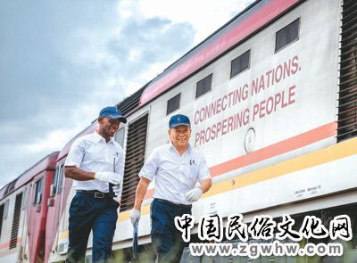 蒙内铁路上的异国师徒情